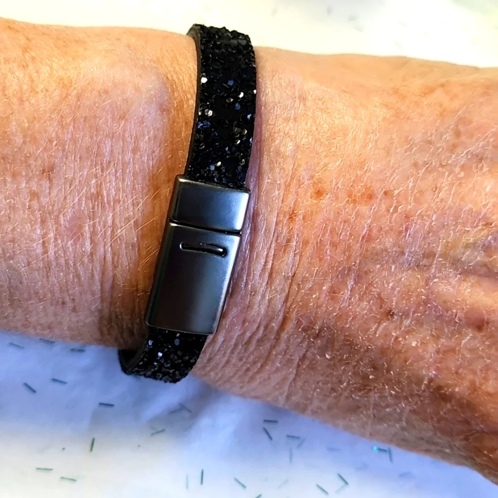 **PRICE DROP**Genuine Black Glitter Leather Bracelet!